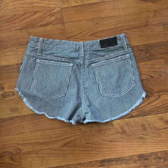 Carmar Shorts - Picture 2 of 2